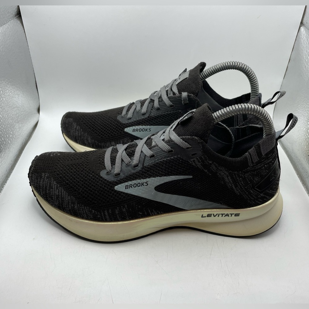 Brooks Levitate Black Gray Running Shoes